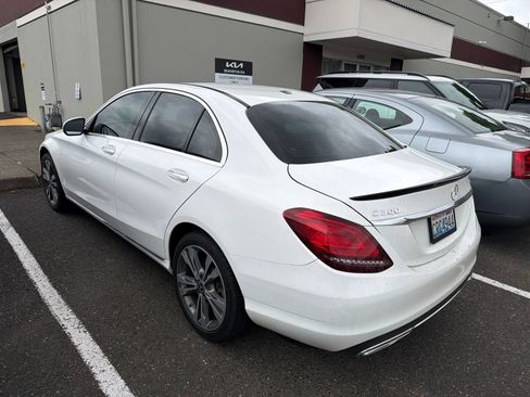 Used 2021 Mercedes-Benz C 300 4MATIC Sedan image 5