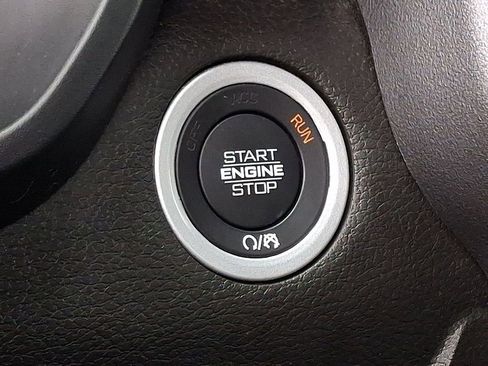 Used 2023 RAM 1500 Big Horn image 22