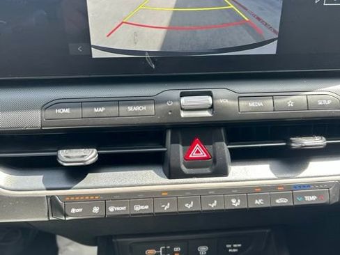 Used 2025 Kia K4 FWD image 11