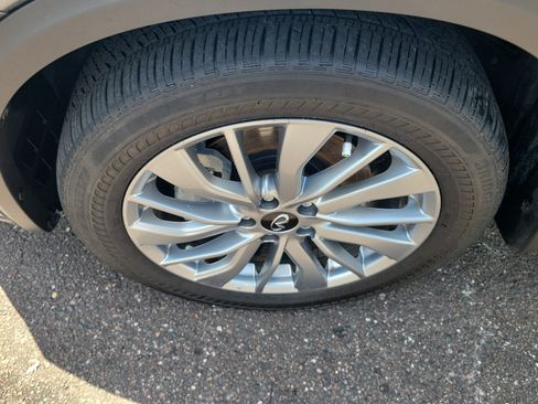 Certified 2023 INFINITI QX50 Luxe FWD image 9