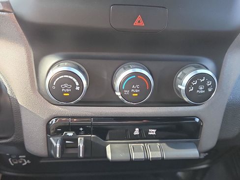 Used 2022 RAM 2500 Tradesman AWD/4WD image 30