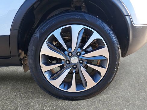 Used 2022 Buick Encore Preferred AWD/4WD image 30