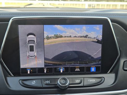 Used 2022 Chevrolet Blazer Premier w/ Enhanced Convenience Package image 15