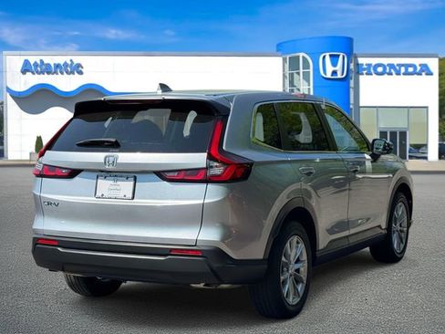Certified 2025 Honda CR-V EX image 5