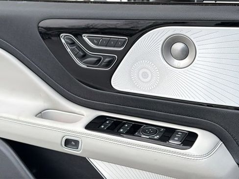 New 2026 Lincoln Aviator Reserve image 33