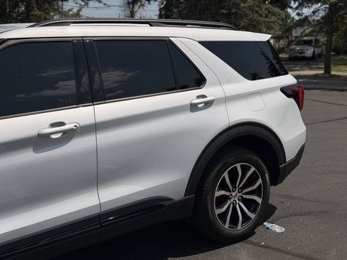 Used 2026 Ford Explorer ST-Line AWD/4WD image 6