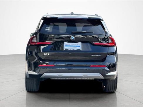 Used 2025 BMW X1 xDrive28i w/ Technology Package image 4