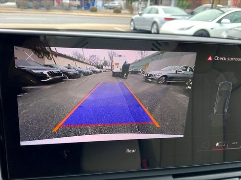 Certified 2023 Audi Q5 e Premium w/ Convenience Package image 29