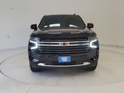 Used 2024 Chevrolet Tahoe LT w/ Luxury Package image 6