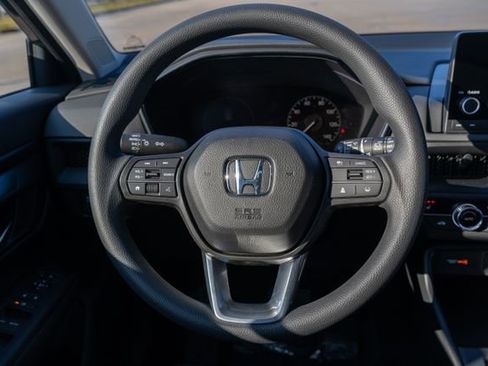 Used 2024 Honda CR-V EX image 13