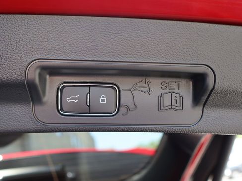 Used 2026 Ford Explorer Platinum AWD/4WD image 22