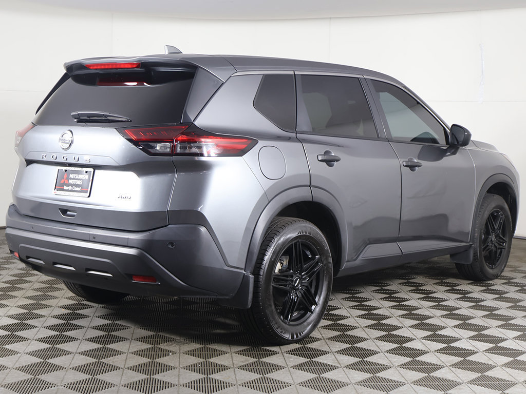 Used 2021 Nissan Rogue S AWD/4WD image 8