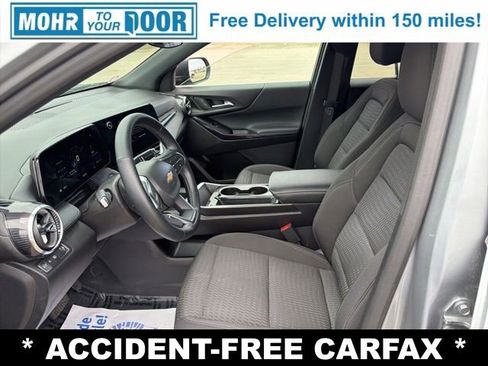 Used 2025 Chevrolet Equinox LT FWD image 10