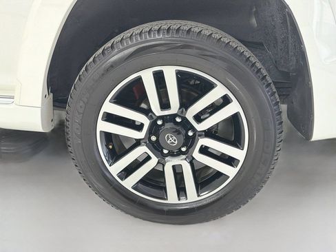 Used 2023 Toyota 4Runner Limited AWD/4WD image 30