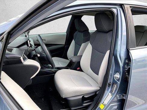 Used 2020 Toyota Corolla LE FWD image 24