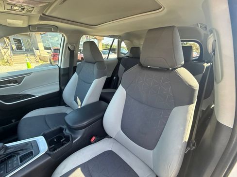Used 2023 Toyota RAV4 XLE w/ Convenience Package AWD/4WD image 14