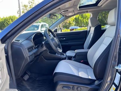 Used 2024 Honda CR-V EX image 8