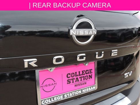 Certified 2023 Nissan Rogue SV image 11