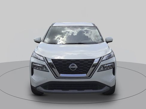 Used 2023 Nissan Rogue SV FWD image 8