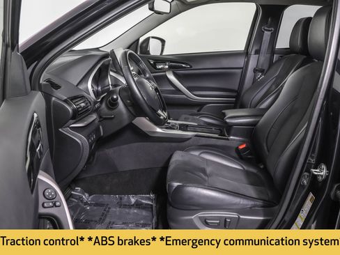 Used 2024 Mitsubishi Eclipse Cross SE image 6