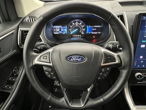 Used 2024 Ford Edge SEL image 29