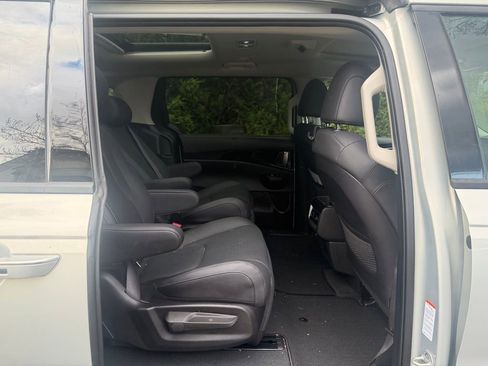 Used 2026 Kia Carnival SX Prestige image 15