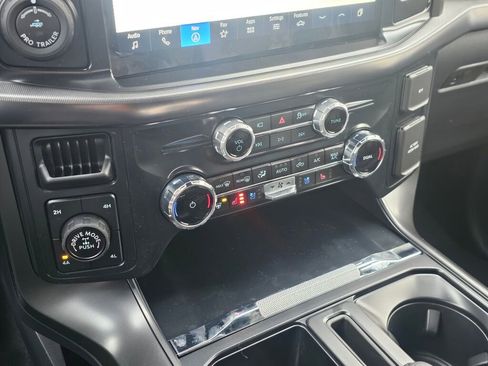 New 2025 Ford F150 Lariat w/ Equipment Group 502A High image 17