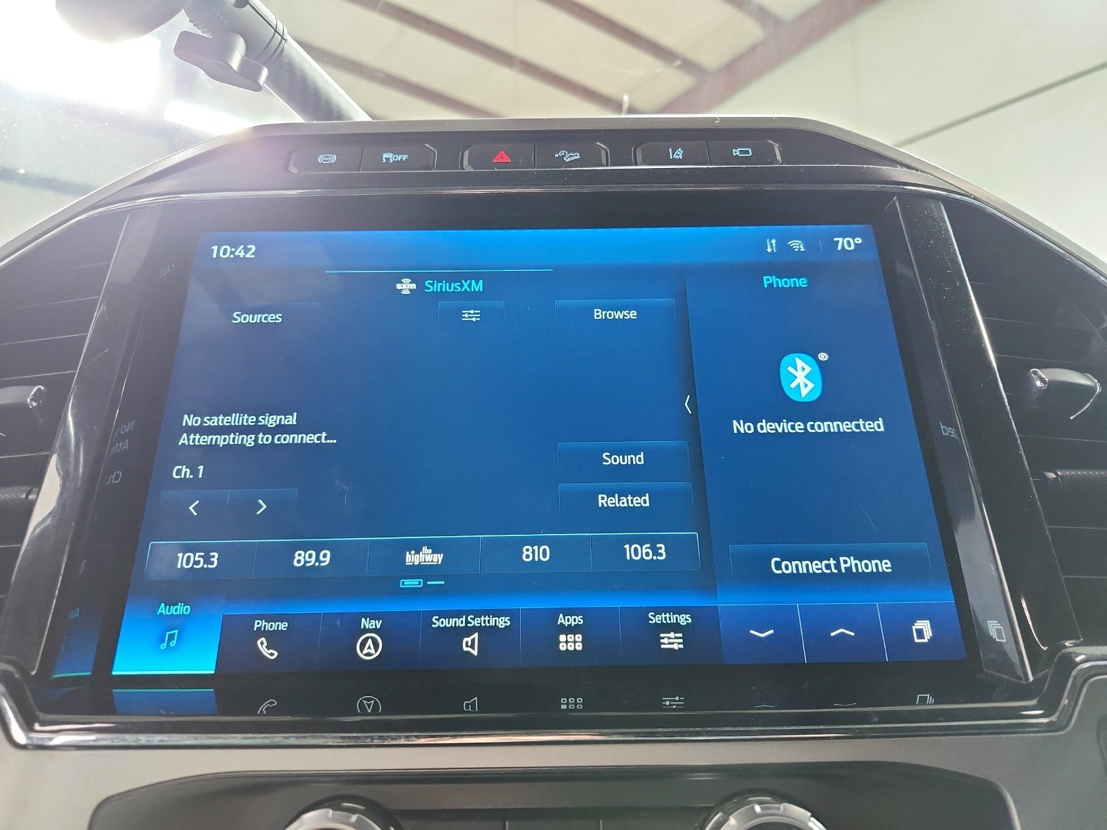 Used 2022 Ford F250 Lariat w/ Black Appearance Package AWD/4WD image 15