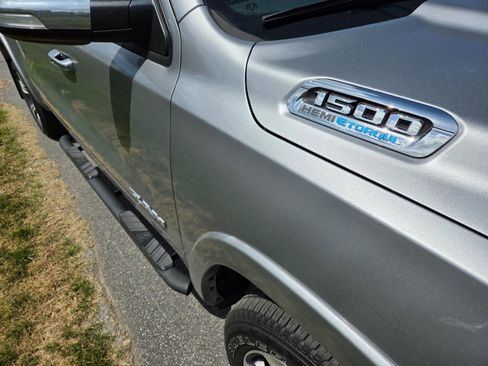 Used 2021 RAM 1500 Laramie image 6