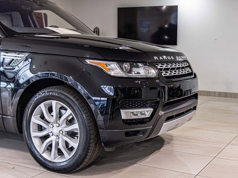 Used 2017 Land Rover Range Rover Sport HSE image 3