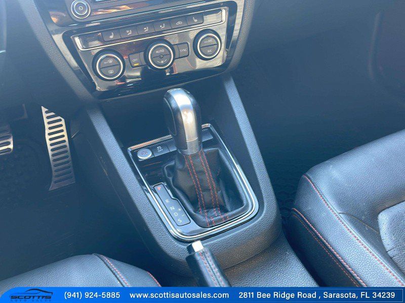Used 2018 Volkswagen Jetta GLI FWD image 28