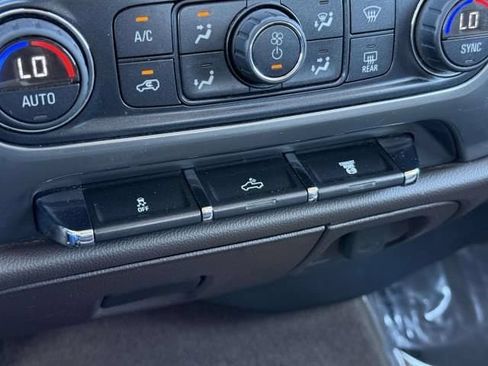 Used 2015 Chevrolet Silverado 2500 LT w/ LT Convenience Package AWD/4WD image 25
