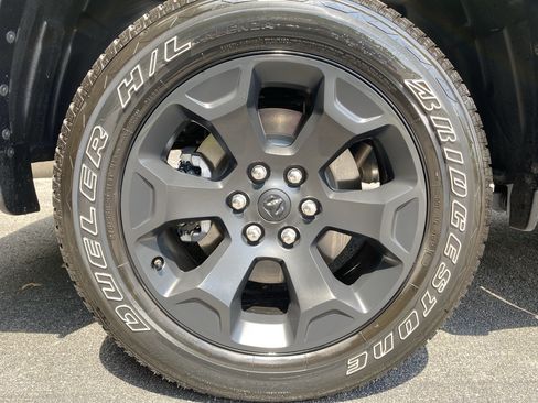 Used 2025 RAM 1500 Big Horn AWD/4WD image 40