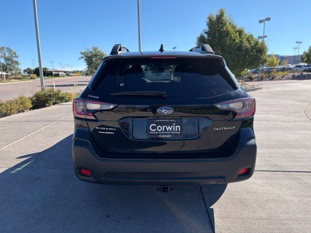 Used 2024 Subaru Outback Premium AWD/4WD image 8
