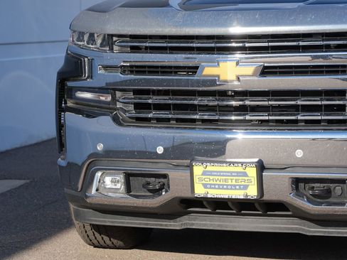 Used 2020 Chevrolet Silverado 1500 LTZ w/ LTZ Premium Package AWD/4WD image 27