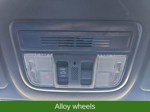 Used 2018 Honda Civic EX-L image 22