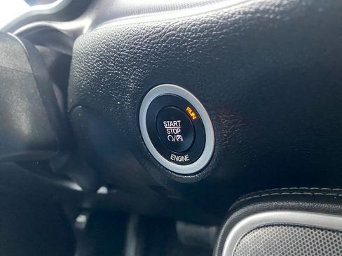 Used 2016 Dodge Challenger SXT Plus image 24