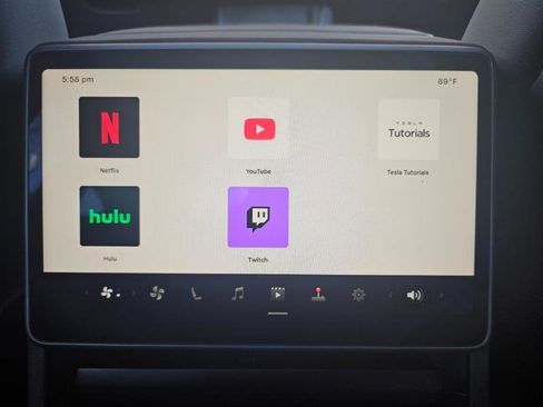 Used 2026 Tesla Model Y Long Range AWD/4WD image 70