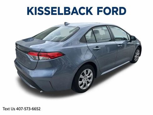 Used 2020 Toyota Corolla LE FWD image 4