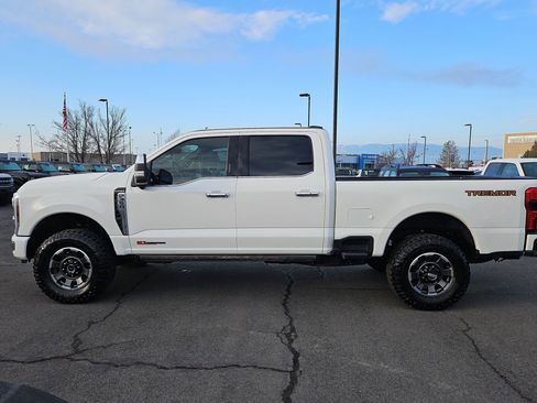 Used 2024 Ford F350 Platinum w/ Tremor Off-Road Package image 10