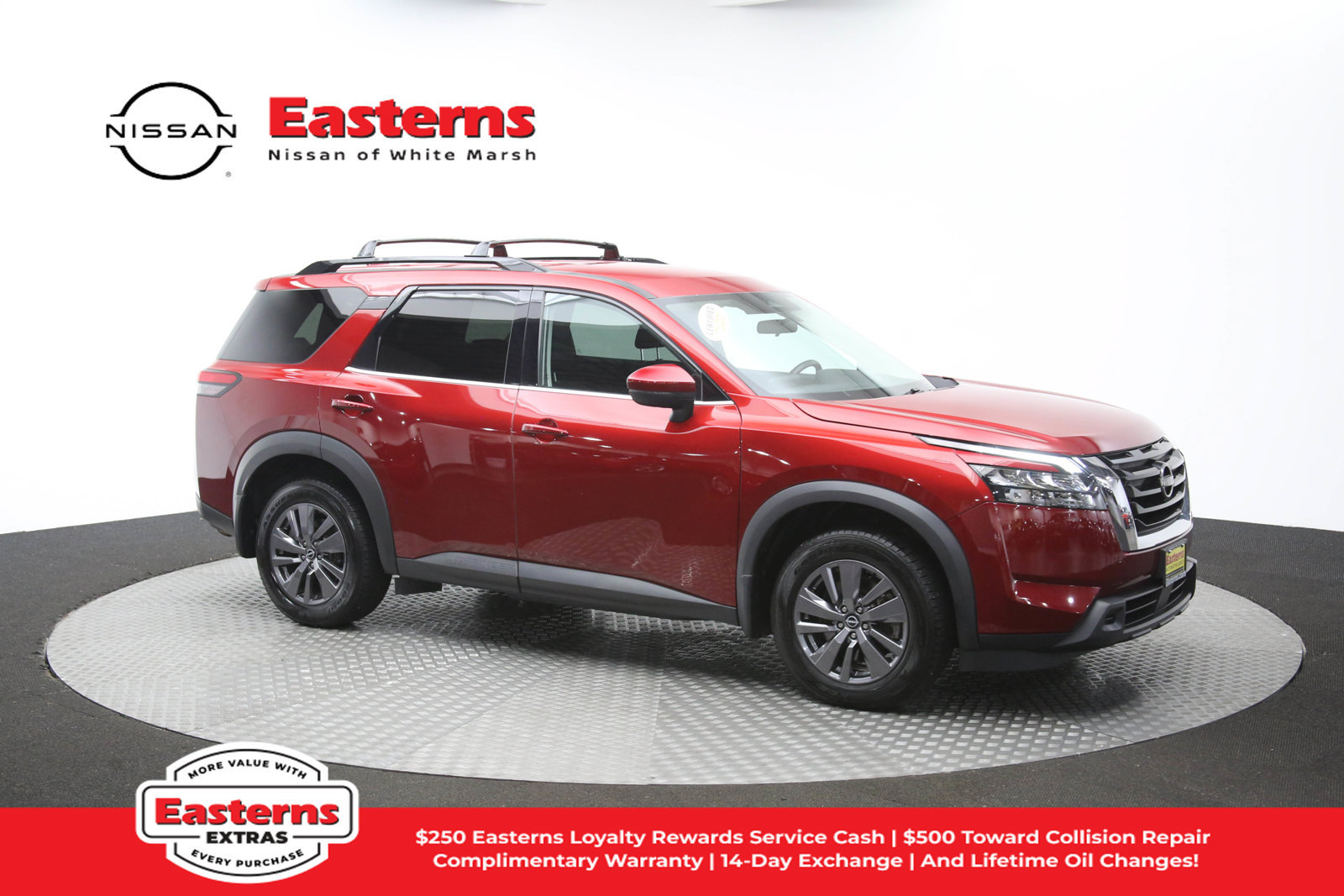 Used 2023 Nissan Pathfinder SV AWD/4WD image 45