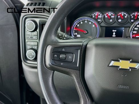 Used 2020 Chevrolet Silverado 1500 Custom w/ Custom Value Package image 15