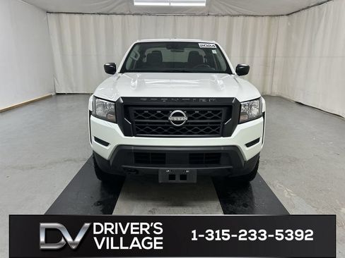 Used 2024 Nissan Frontier S w/ Technology Package AWD/4WD image 3
