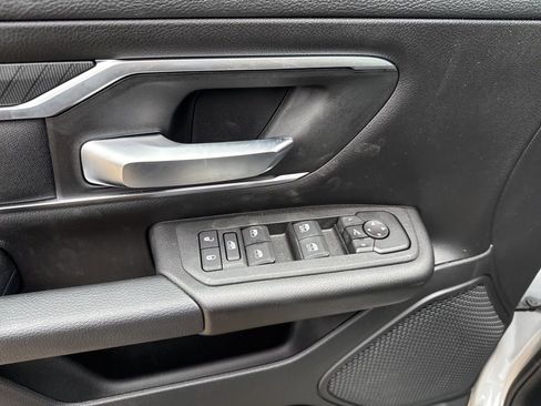 New 2026 RAM 1500 4x4 Crew Cab image 21