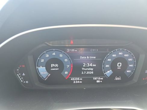 Used 2020 Audi Q3 2.0T Premium AWD/4WD image 10