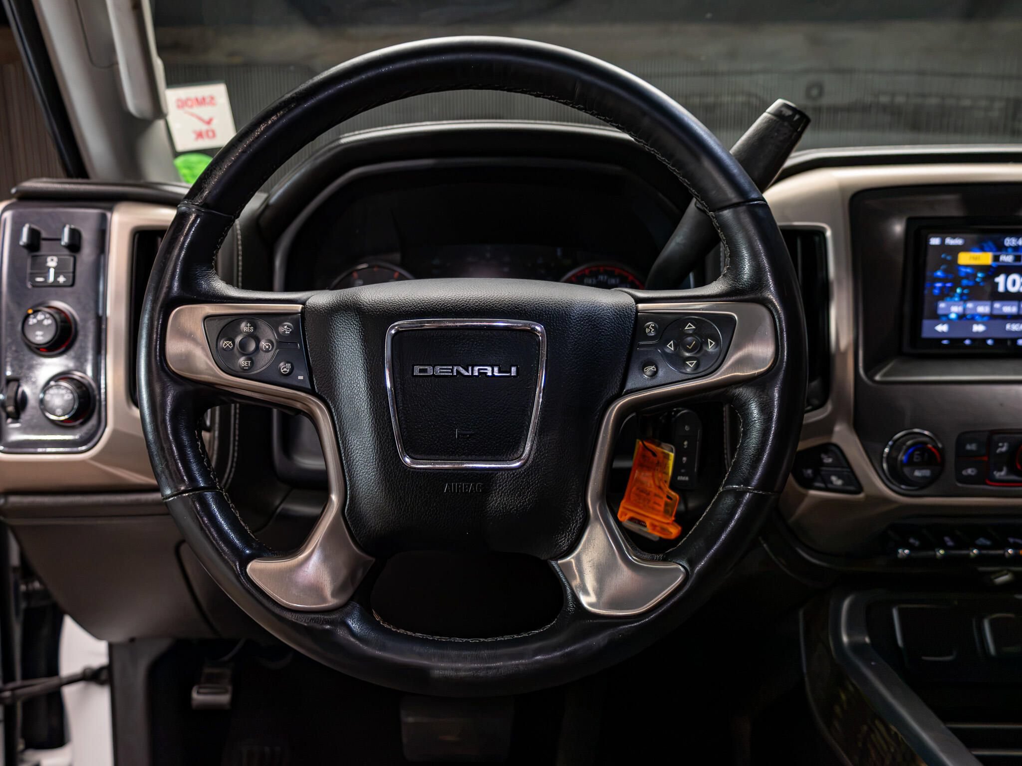 Used 2016 GMC Sierra 2500 Denali w/ Duramax Plus Package AWD/4WD image 15