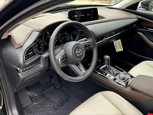 Used 2025 MAZDA CX-30 2.5 Turbo w/ Premium Plus Pkg image 14
