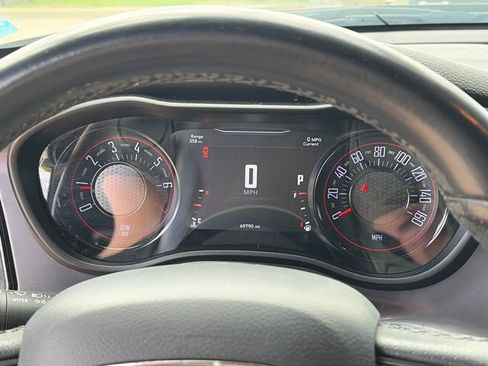 Used 2020 Dodge Challenger SXT w/ Blacktop Package image 20