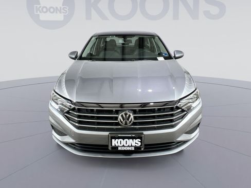 Used 2021 Volkswagen Jetta SE w/ SE Cold Weather Package image 11