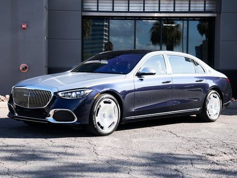Used 2025 Mercedes-Benz Maybach S 580 4MATIC image 5